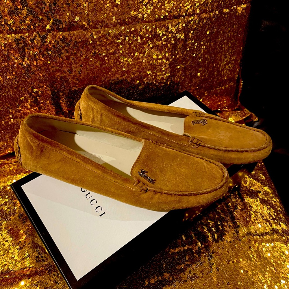 Women’s suede slip on tan